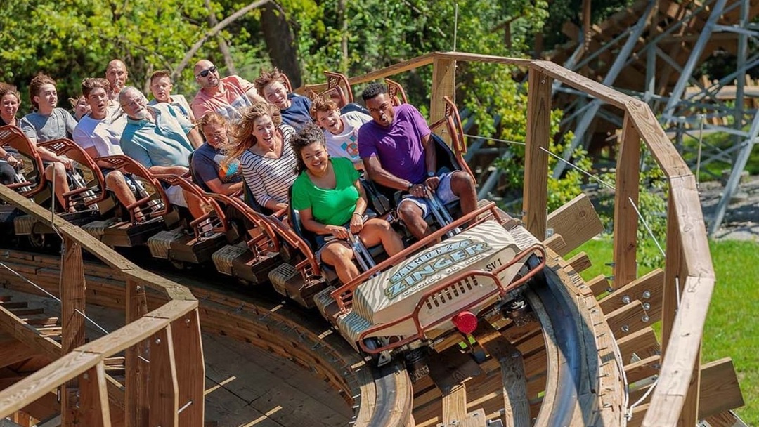 Six Flags Completes Sale of Six US Theme Parks to ERP Properties, Enchanted Parks to Operate